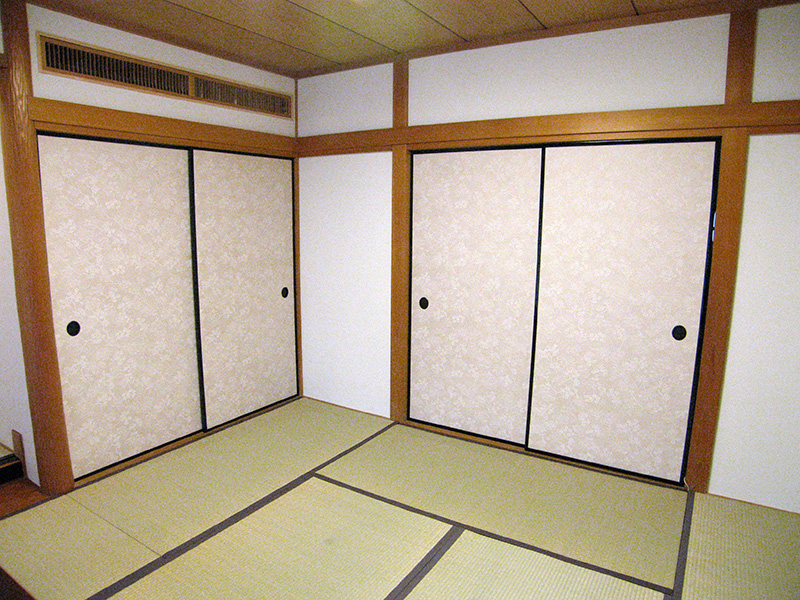 京からかみの襖